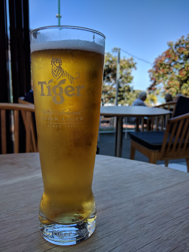 Comentarii opinii despre Regatta Bar And Eatery