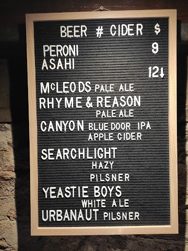 Opinii despre The Blue Door Bar în Arrowtown - Hospitality and gastronomy