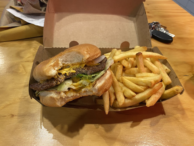 Comentarii opinii despre RE Burger Tauranga