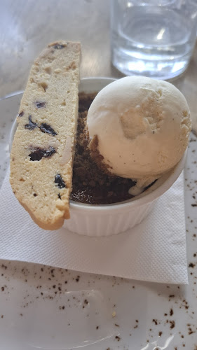 Comentarii opinii despre Regatta Bar And Eatery