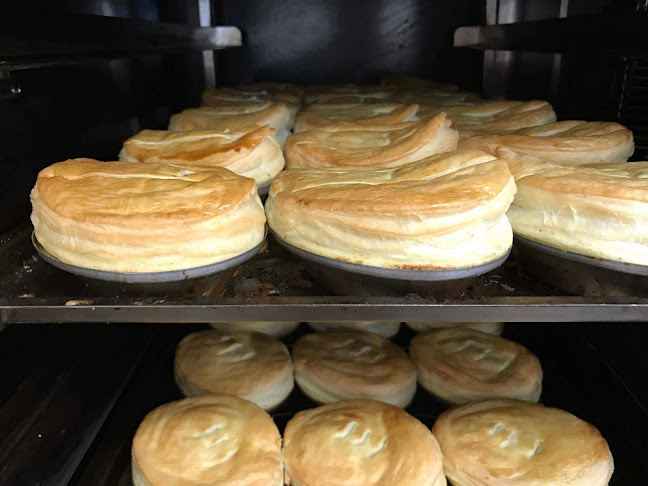 Beaut Pies Bakery & Café - Hamilton