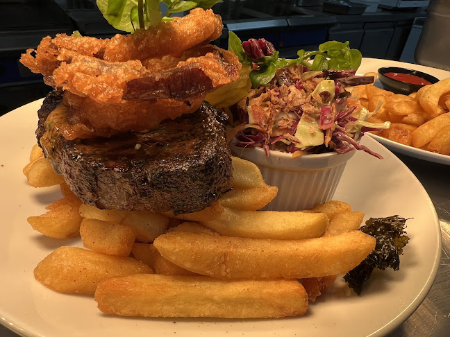 Nourish Reefton & Wilson’s Hotel