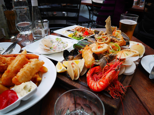 Careys Bay Historic Hotel