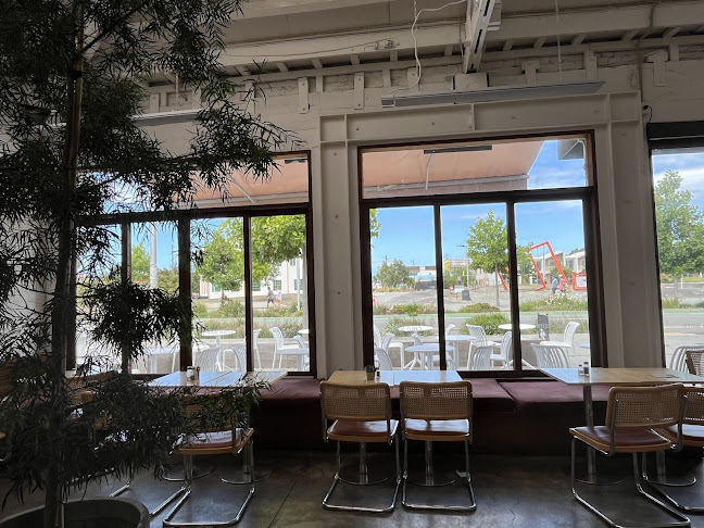 Comentarii opinii despre Child Sister