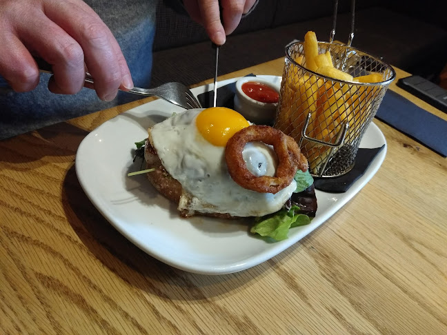 69 Centaurus Road, Christchurch 8022, New Zealand