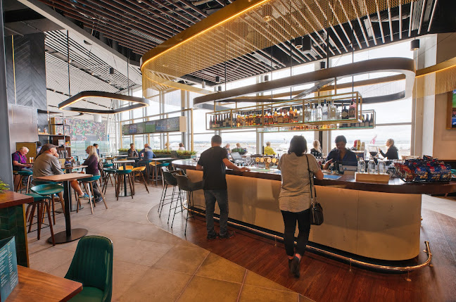 Vantage Bar - Hospitality and gastronomy