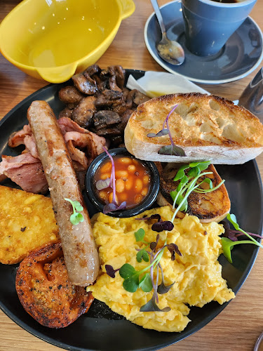 At 719 - Hospitality and gastronomy