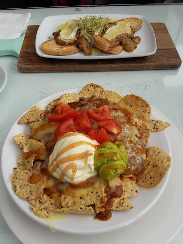 Vintage Cafe - Hospitality and gastronomy