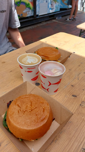 Murray Piha - Hospitality and gastronomy