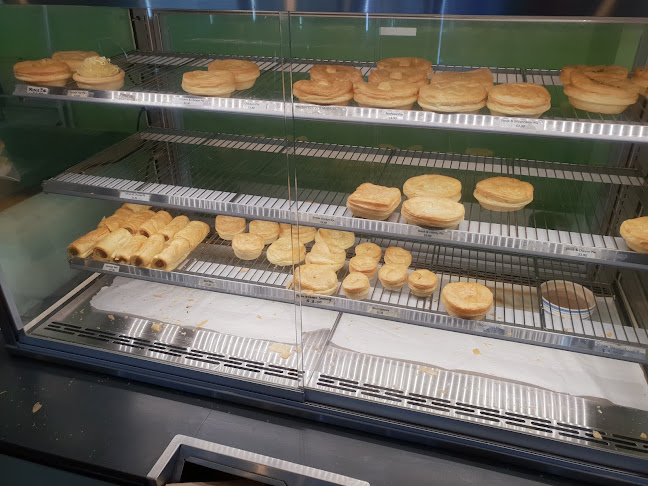 Comentarii opinii despre Century Bakery & Cafe