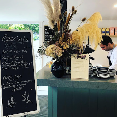 430 Portobello Road, Macandrew Bay, Dunedin 9077, New Zealand