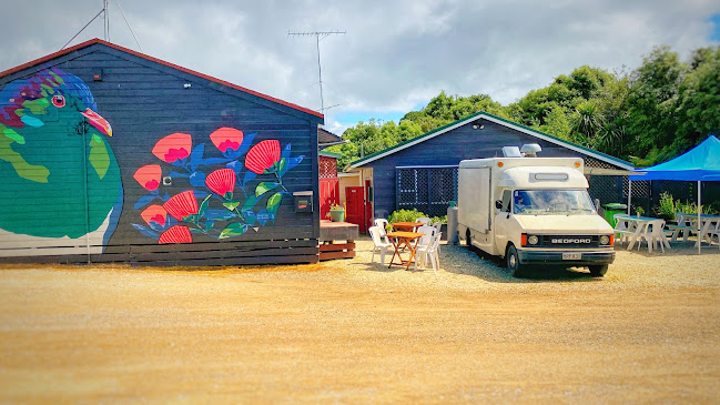 Peake’s Kitchen & Ice Cream, Store - Hospitality and gastronomy