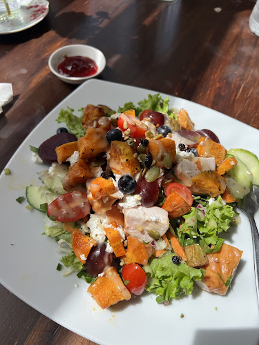 Opinii despre Niagara Falls Cafe în Niagara - Hospitality and gastronomy