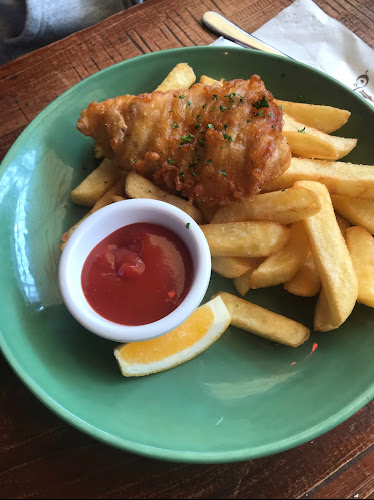 Mac's Steak House - Hospitality and gastronomy