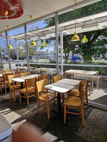 Wendy's Hamburgers - Palmerston North