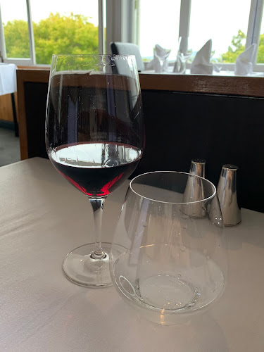 Le Bistro des Gourmets Phone number