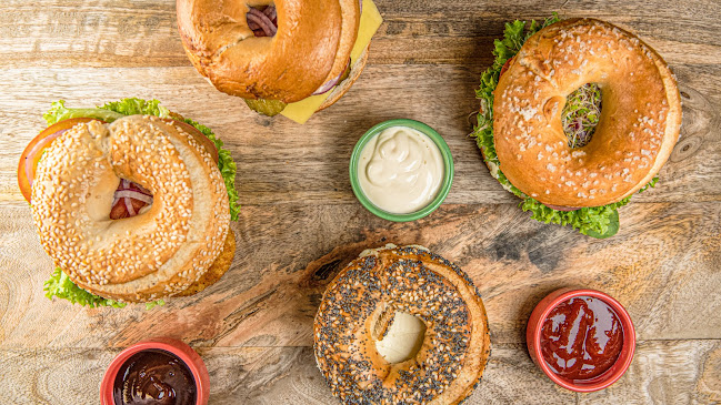 Wholly Bagels & Pizza Thorndon - Hospitality and gastronomy