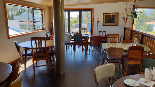 Comments and reviews of Cafe Lahar