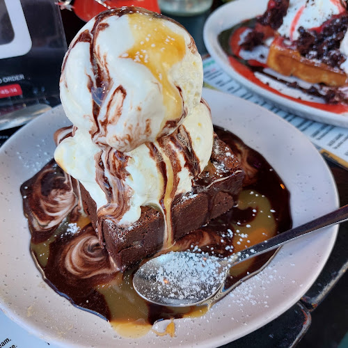 Mama Brown - Wellington