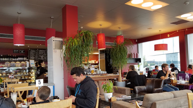 Milieu Cafe - Hospitality and gastronomy