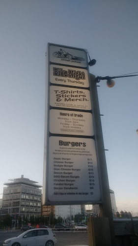 Comentarii opinii despre Smash Palace