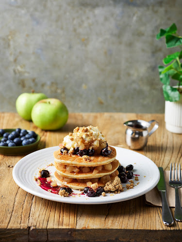 Opinii despre Columbus Coffee at Mitre 10 Levin în Levin - Hospitality and gastronomy