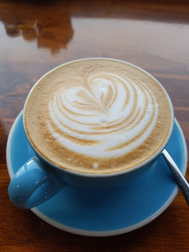 Comentarii opinii despre Victoria Park Cafe