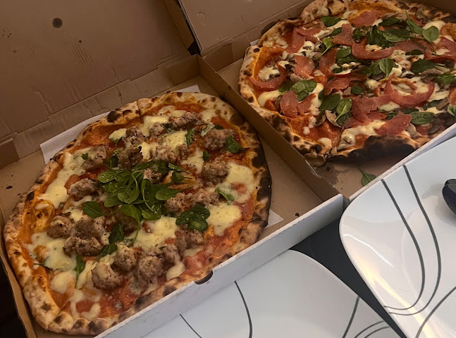 Francesca's Pizzeria Open Times