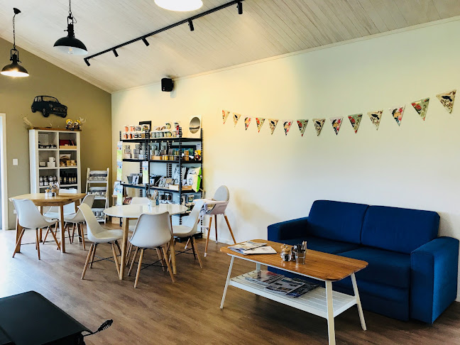 Country Taste Cafe - Hospitality and gastronomy