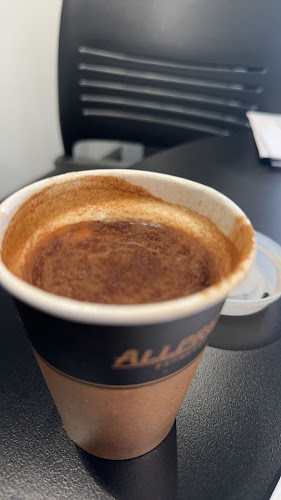 Comments and reviews of Standing Room Espresso Symonds Street