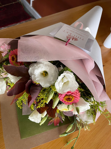 Thicket Flowers, Coffee, & Pantry - Pahiatua