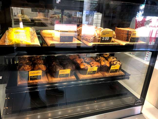 McDonald's Mangere - Hospitality and gastronomy