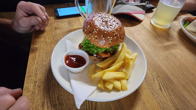 Comentarii opinii despre Coroglen Tavern