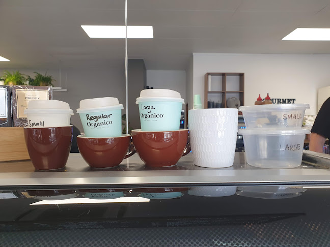 Delicacy cafe/ Juz Catering - Hospitality and gastronomy