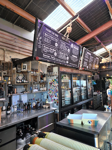 BEERS by Bacon Brothers - Hospitality and gastronomy