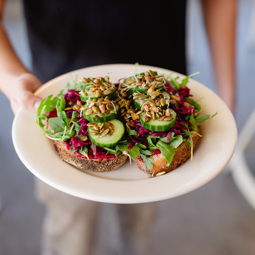 17 Everest Avenue, Naenae, Lower Hutt 5011, New Zealand