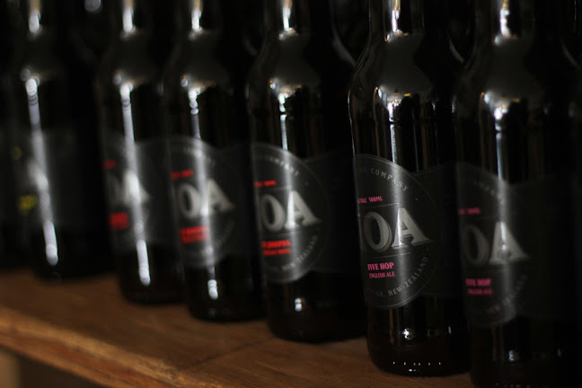 Moa Tap Room & Food Truck