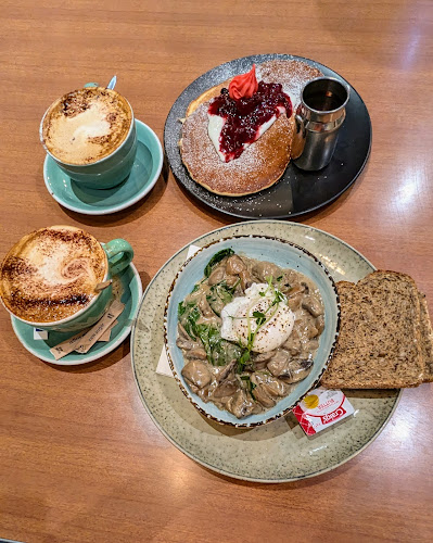 Zippy Central Bar & Cafe. - Rotorua