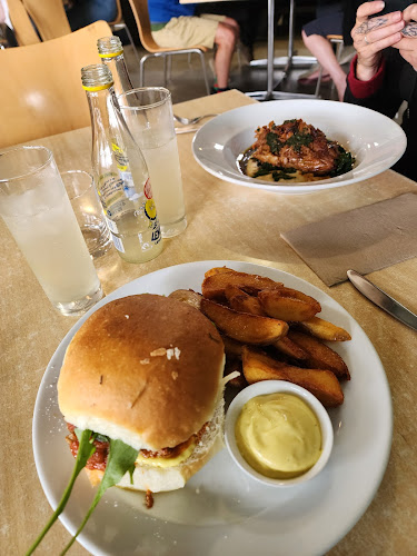 Riverstone Kitchen - Hospitality and gastronomy