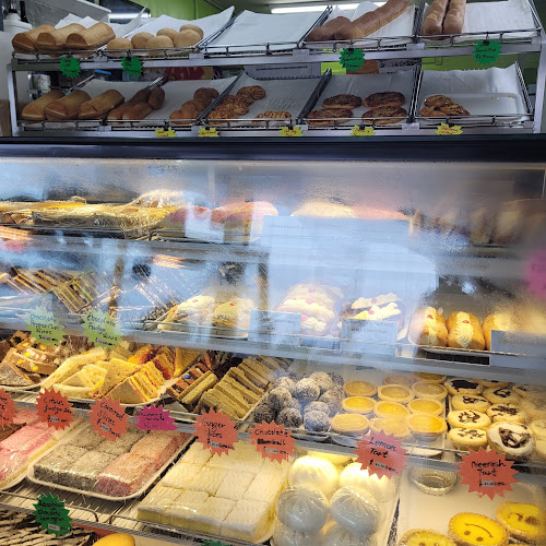 Upper Crust Bakery - Hospitality and gastronomy