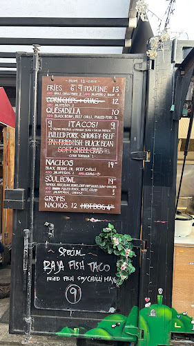 25 Marine Parade South, Piha 0772, New Zealand