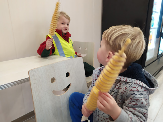 We Cook Phone number