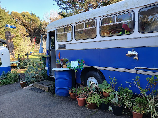 Comentarii opinii despre Bus Stop