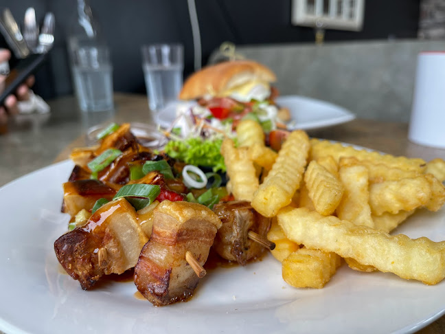 The Pig Station - Hospitality and gastronomy