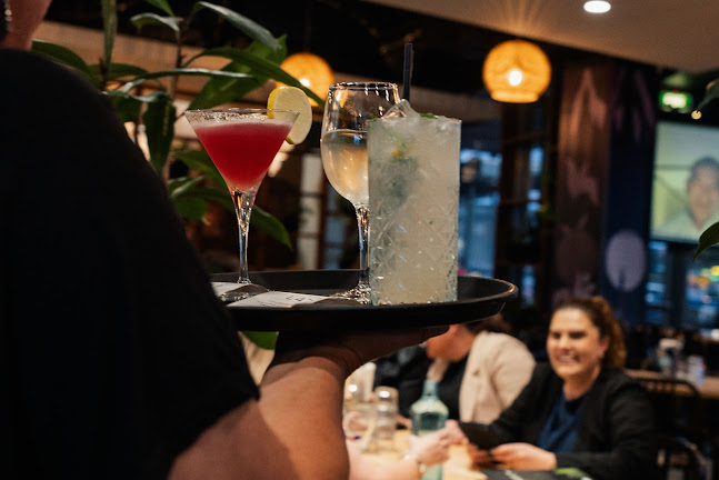 Foundation Bar - Hamilton