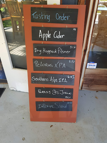 Moa Tap Room & Food Truck Open Times