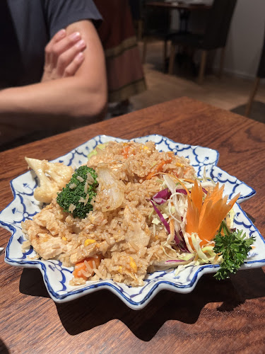 Comentarii opinii despre Khawhom Thai Restaurant