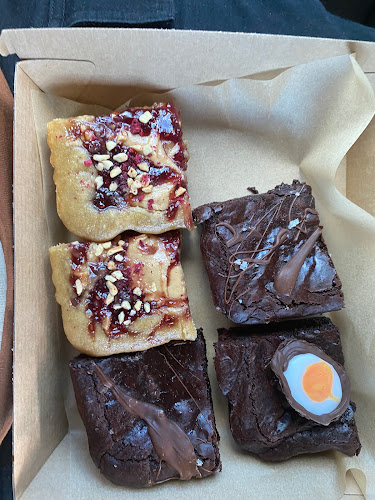 Willow Cake Bar - Hamilton