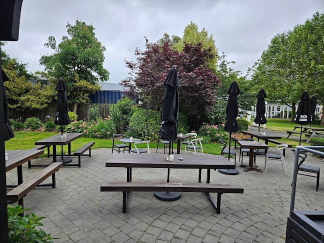 Comentarii opinii despre Millhouse Kitchen