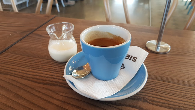 Sierra Coffee Beachlands - Hospitality and gastronomy